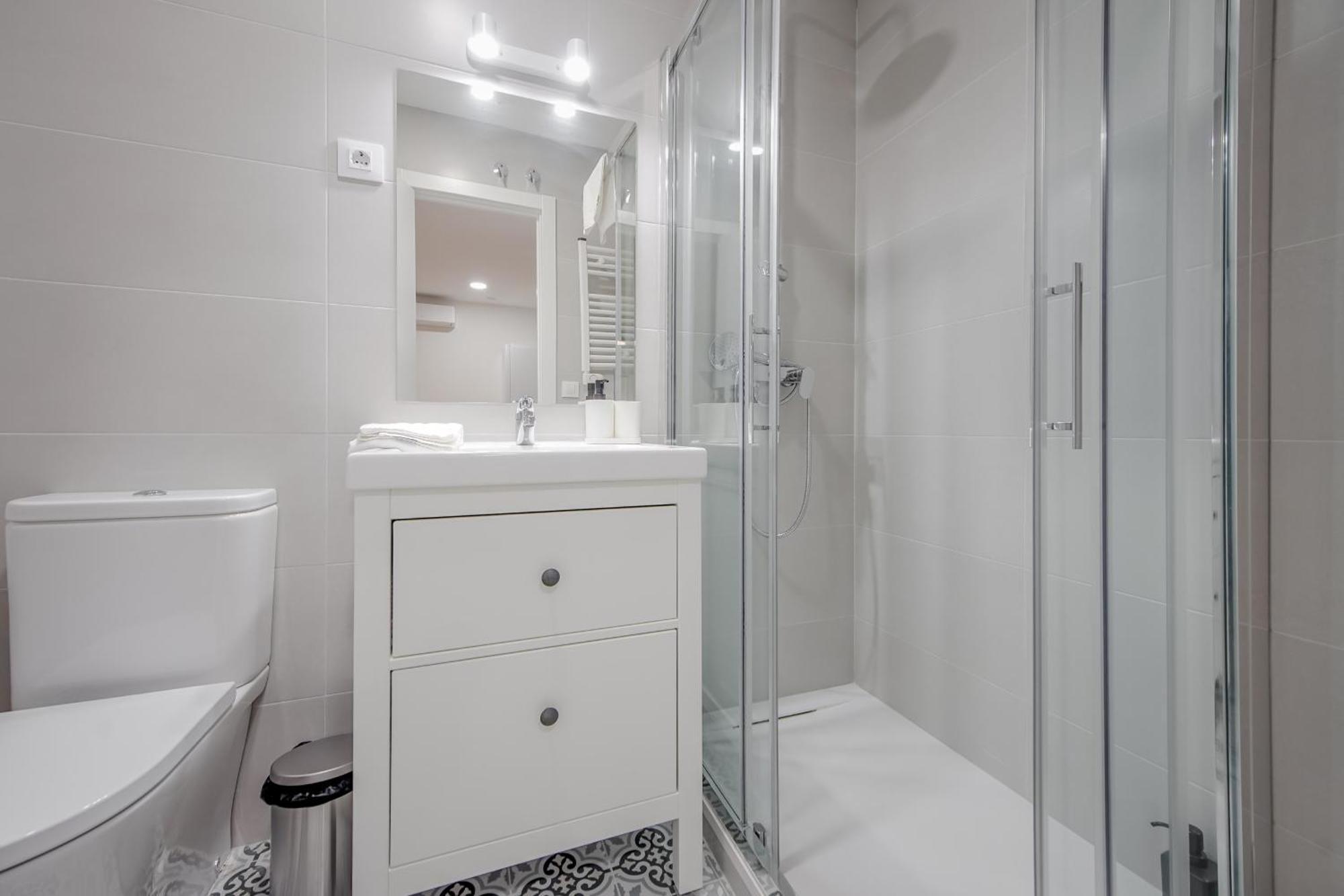 Cozy&New Apartment Para 6Pax En La Plaza De Tirso - Madrid E1 מראה חיצוני תמונה