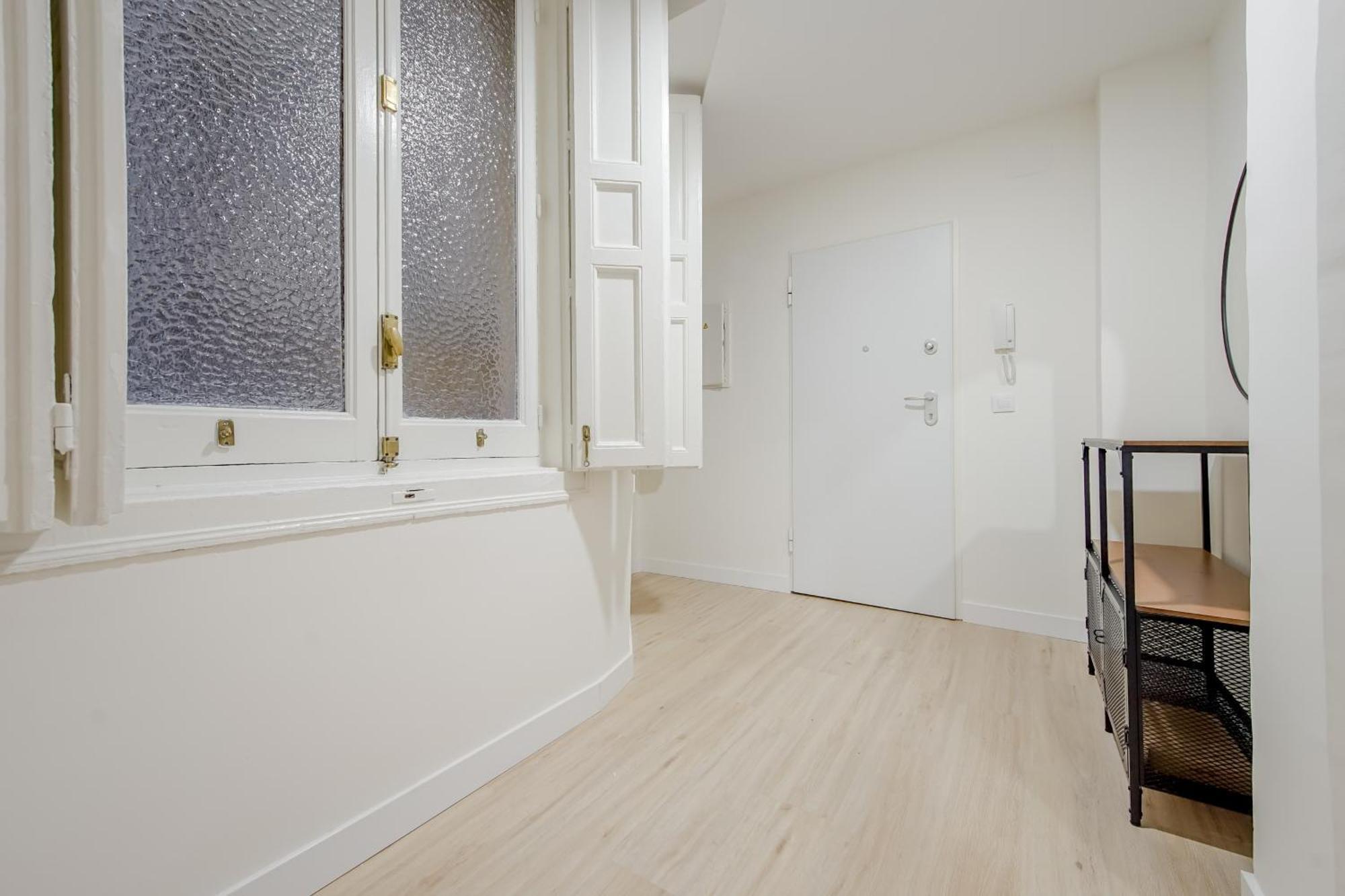 Cozy&New Apartment Para 6Pax En La Plaza De Tirso - Madrid E1 מראה חיצוני תמונה